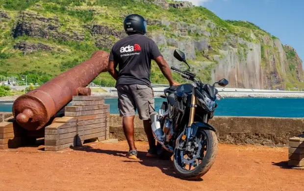 Louez la moto Honda CB500F à La Réunion