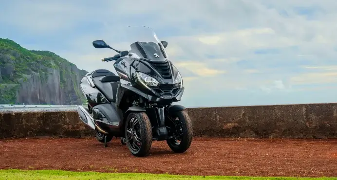 Scooter Piaggo Metropolis 500cc au Barachois